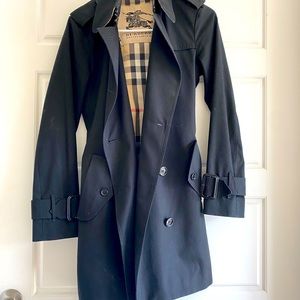 Like New Classic Burberry Trench Coat